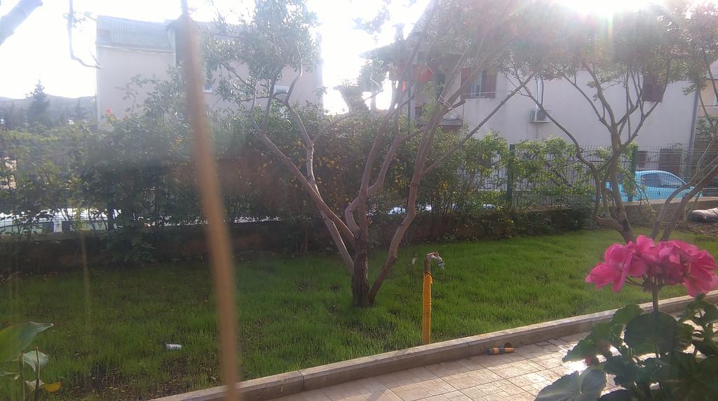 Apartment Maro Šibenik Buitenkant foto